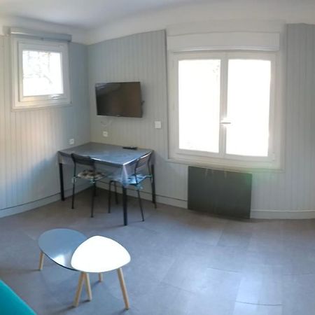 Studio Bormes Village Eksteriør bilde