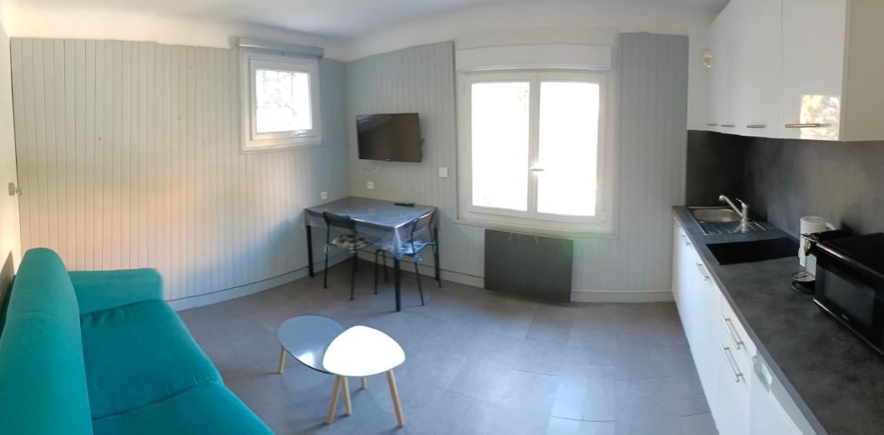 Studio Bormes Village Eksteriør bilde
